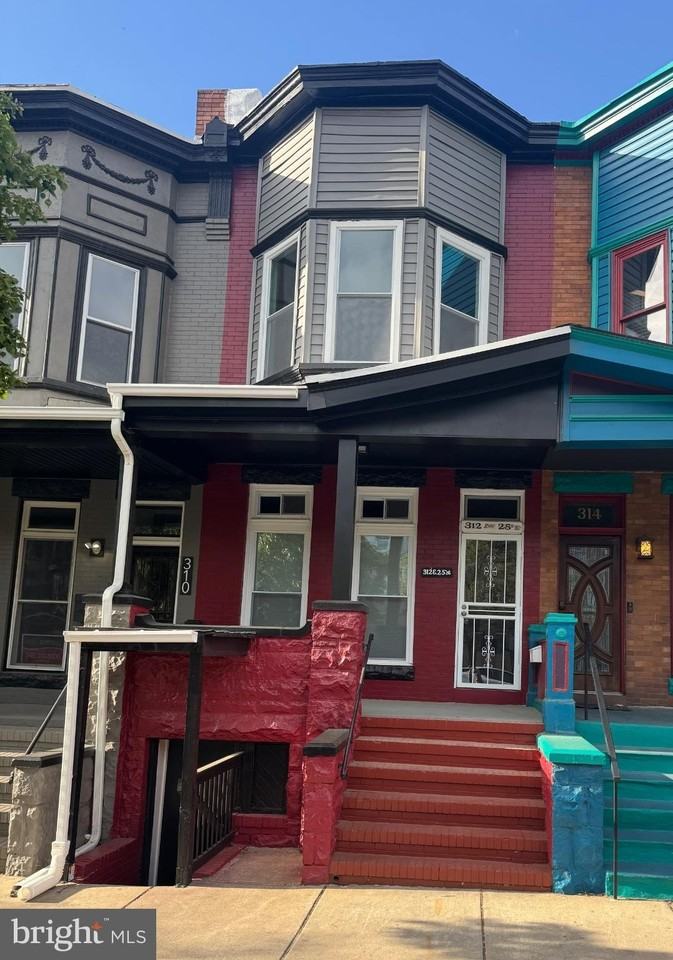 312 E 25th St - Photo 2 of 30