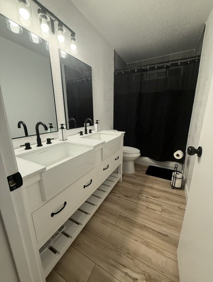 136 Rawhide Ln - Photo 5 of 9