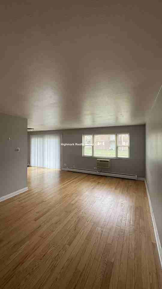 1653 Oakwood Ave #102V - Photo 7 of 16