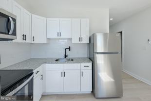 2330 Bryant Ave #3 - Photo 1 of 1