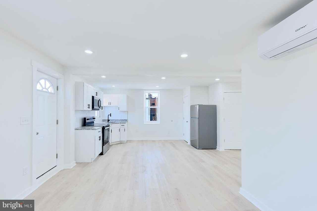 2330 Bryant Ave #4 - Photo 6 of 28