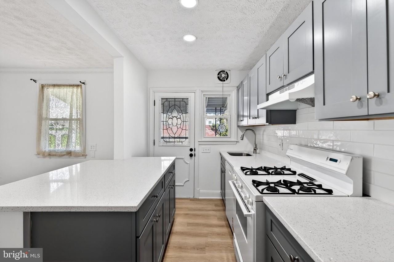 1870 Yakona Rd - Photo 6 of 42