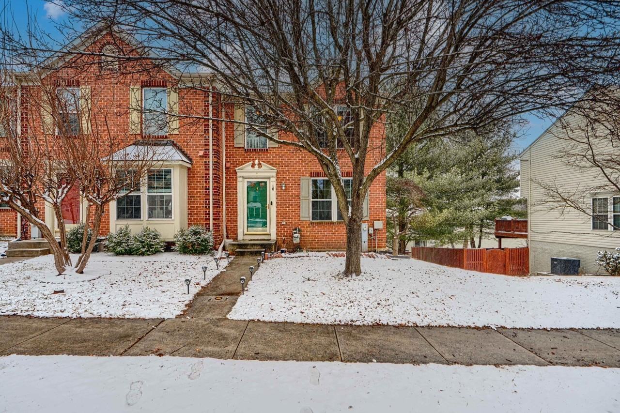 10 Bluestem Ct - Photo 2 of 45