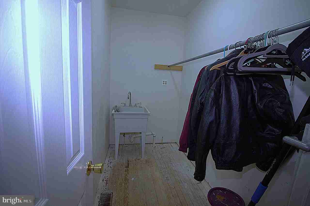 2919 Ritchie Ave - Photo 5 of 23