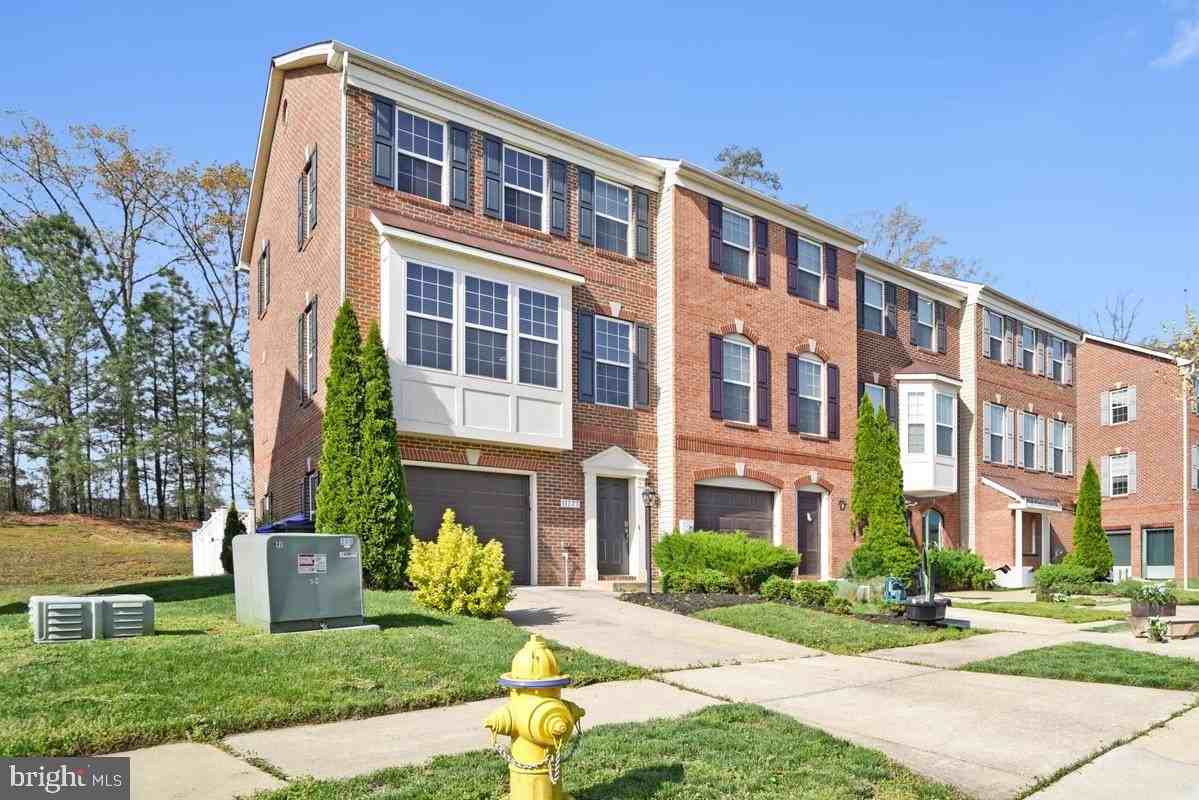 11777 Sunningdale Pl - Photo 2 of 43