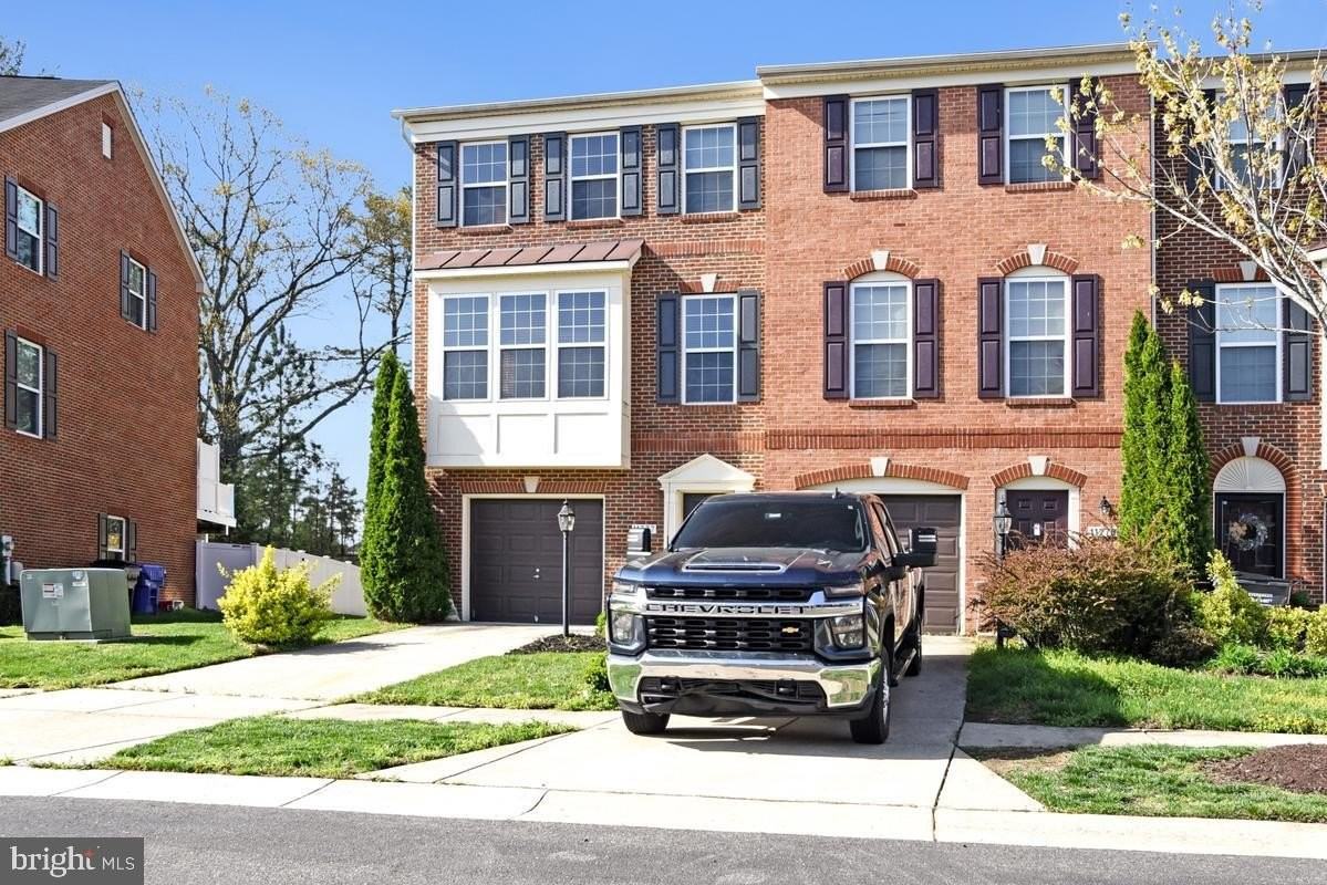 11777 Sunningdale Pl - Photo 3 of 43