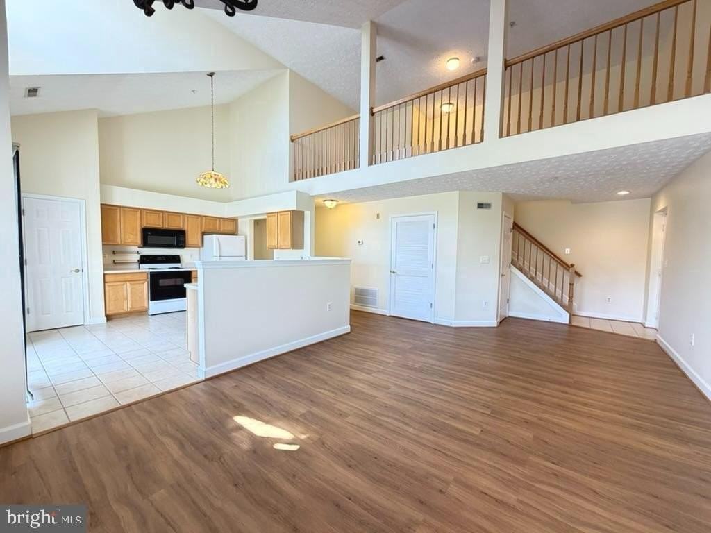 6344 Springwater Ter #1141 - Photo 6 of 18