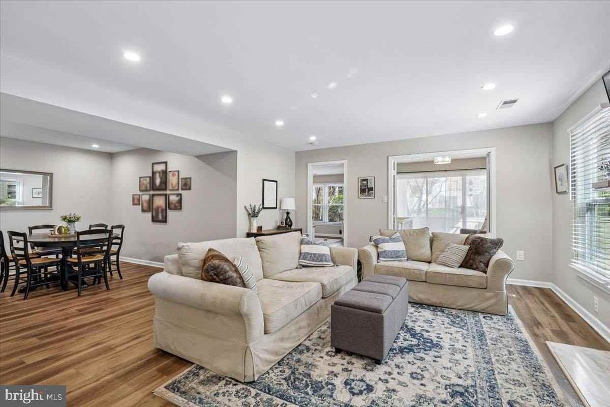 5715 Balsam Grove Ct - Photo 6 of 35