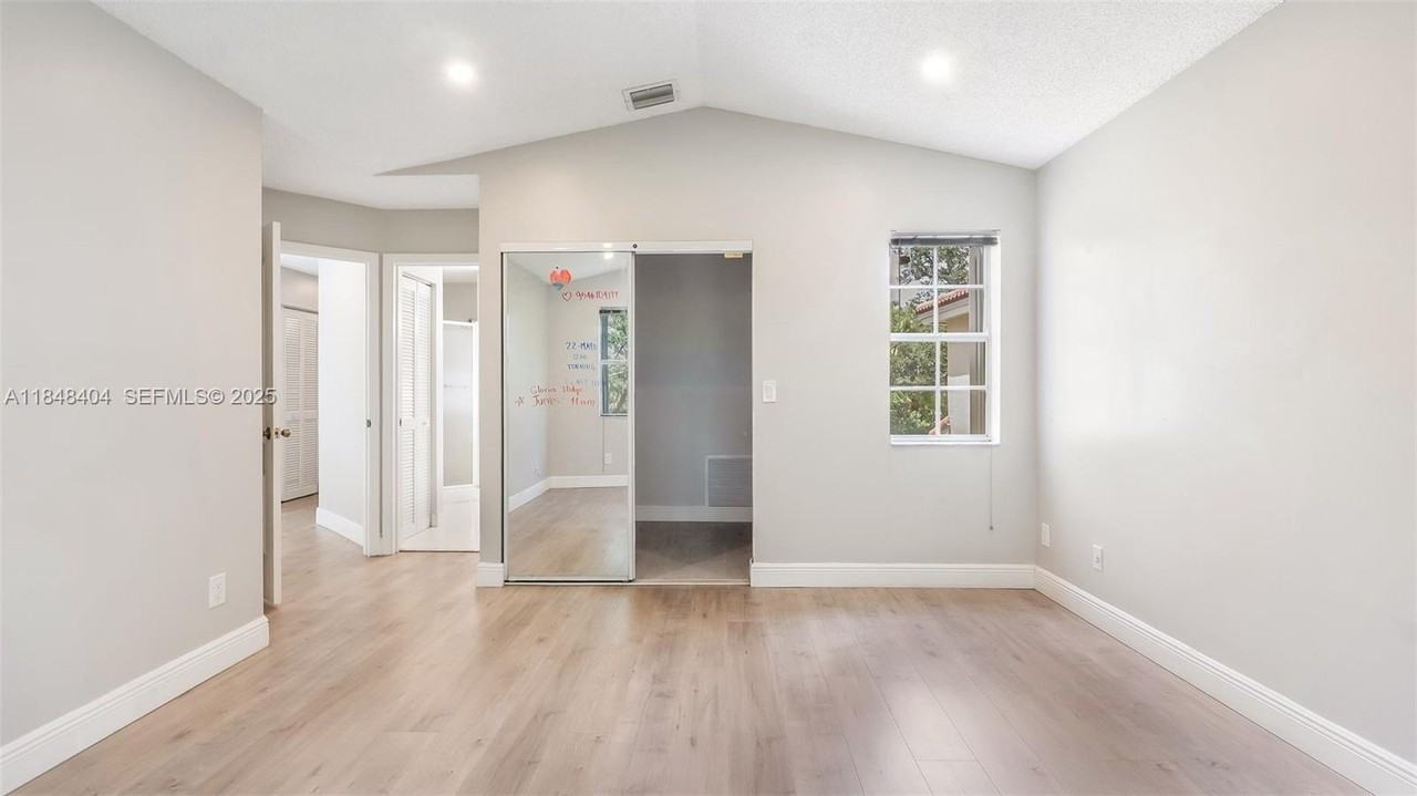 909 Garnet Circle - Photo 6 of 28