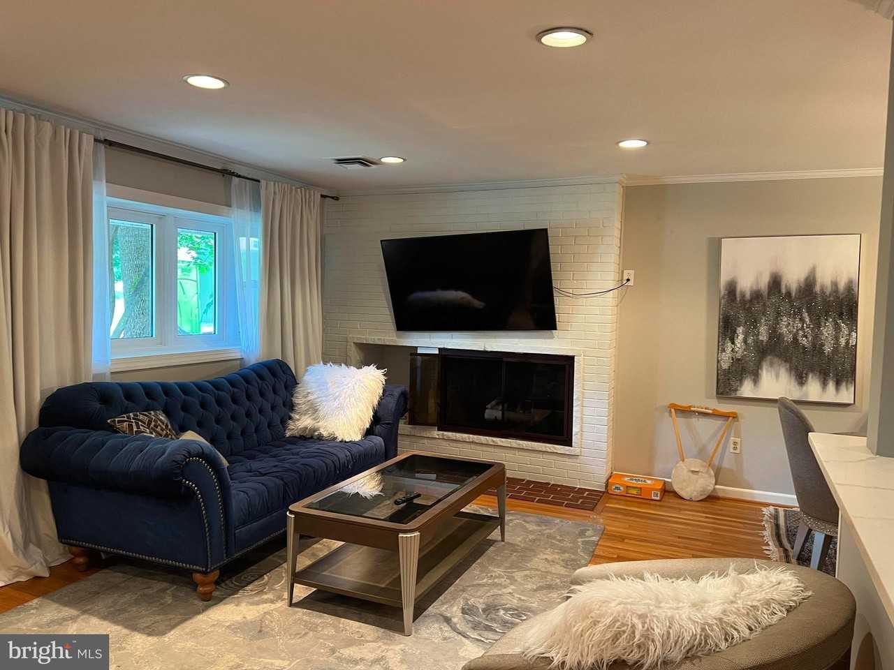 6305 Tone Dr - Photo 4 of 26