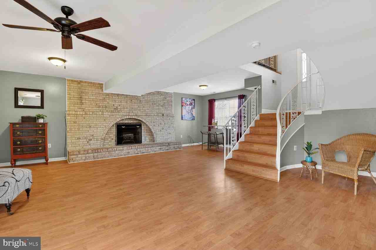 3106 Kingsway Ct - Photo 5 of 30