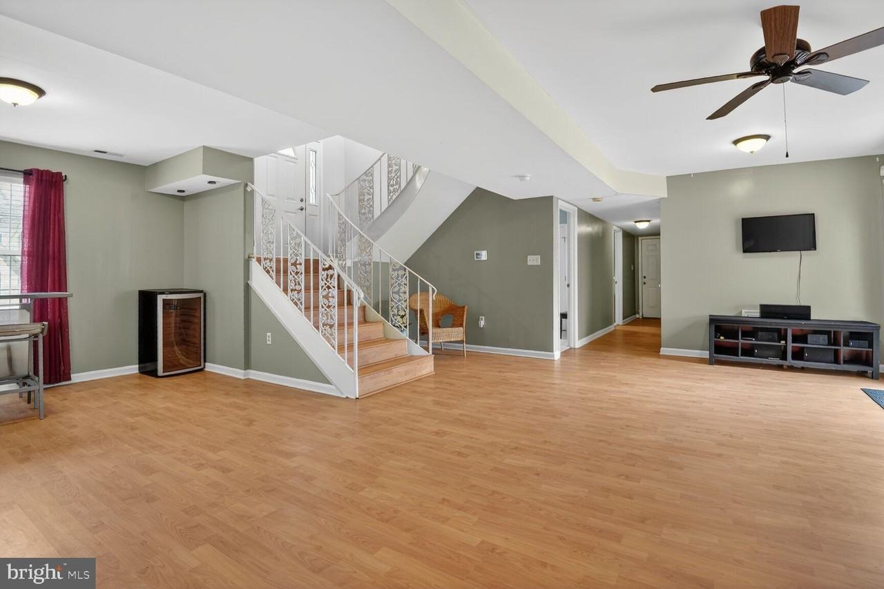 3106 Kingsway Ct - Photo 6 of 30