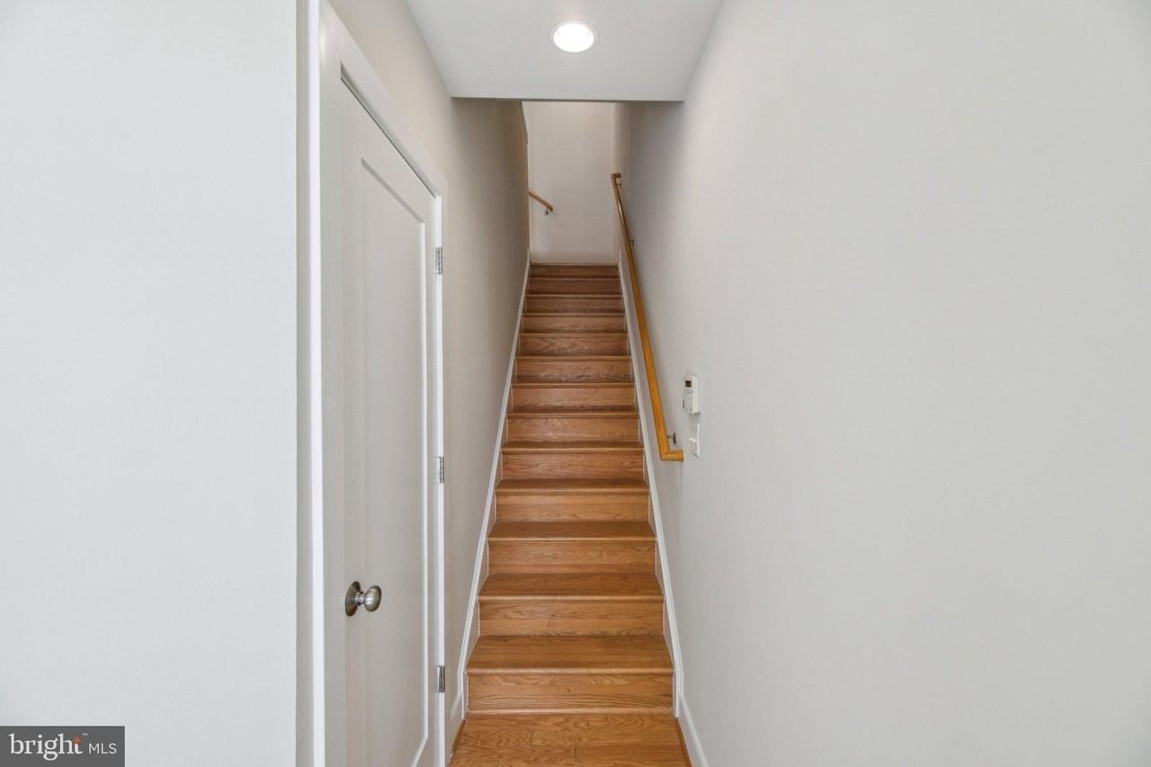 5627 45th Ave - Photo 4 of 50