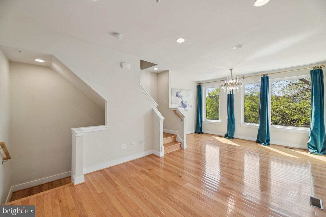 5627 45th Ave - Photo 7 of 50