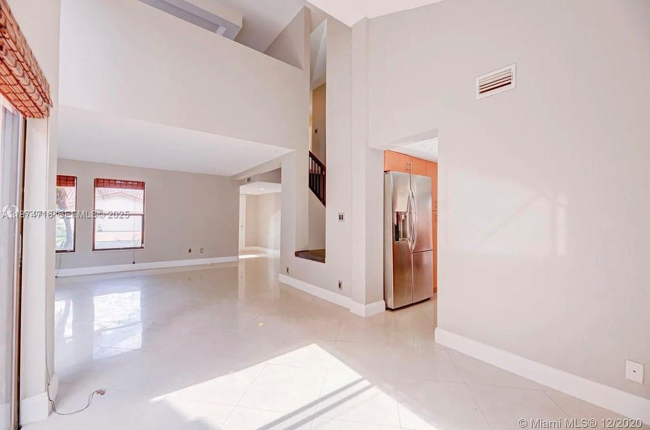 9953 Southwest 147th Court - Photo 7 of 21