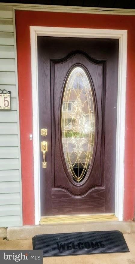 15 Queen Anne Ct - Photo 2 of 23