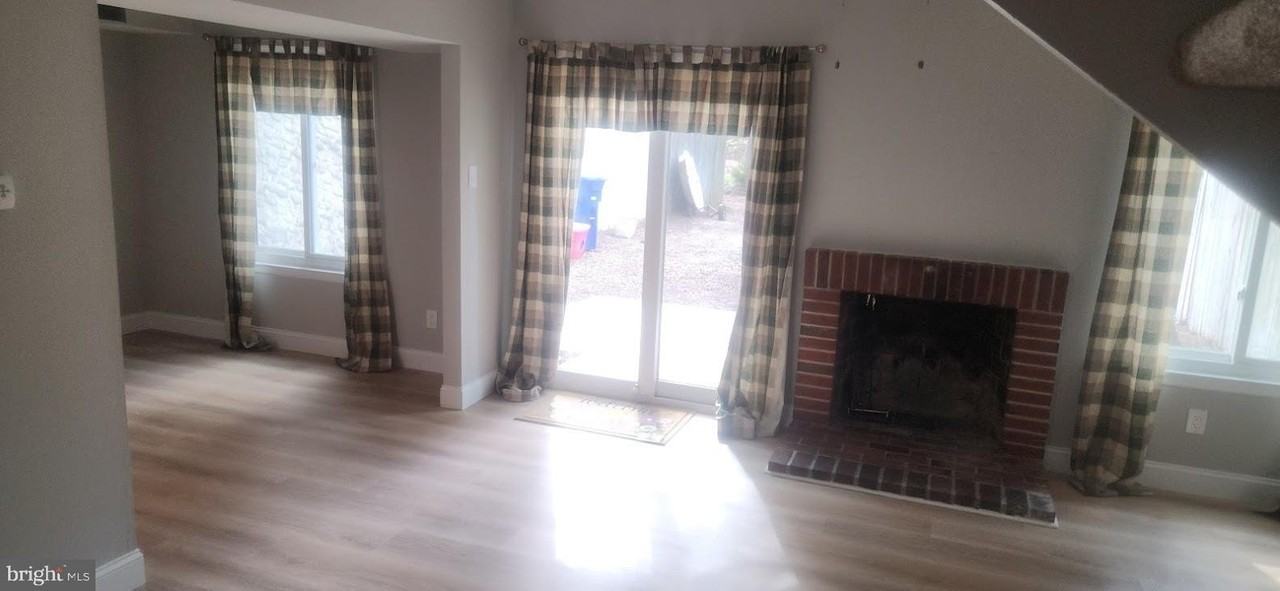 15 Queen Anne Ct - Photo 7 of 23