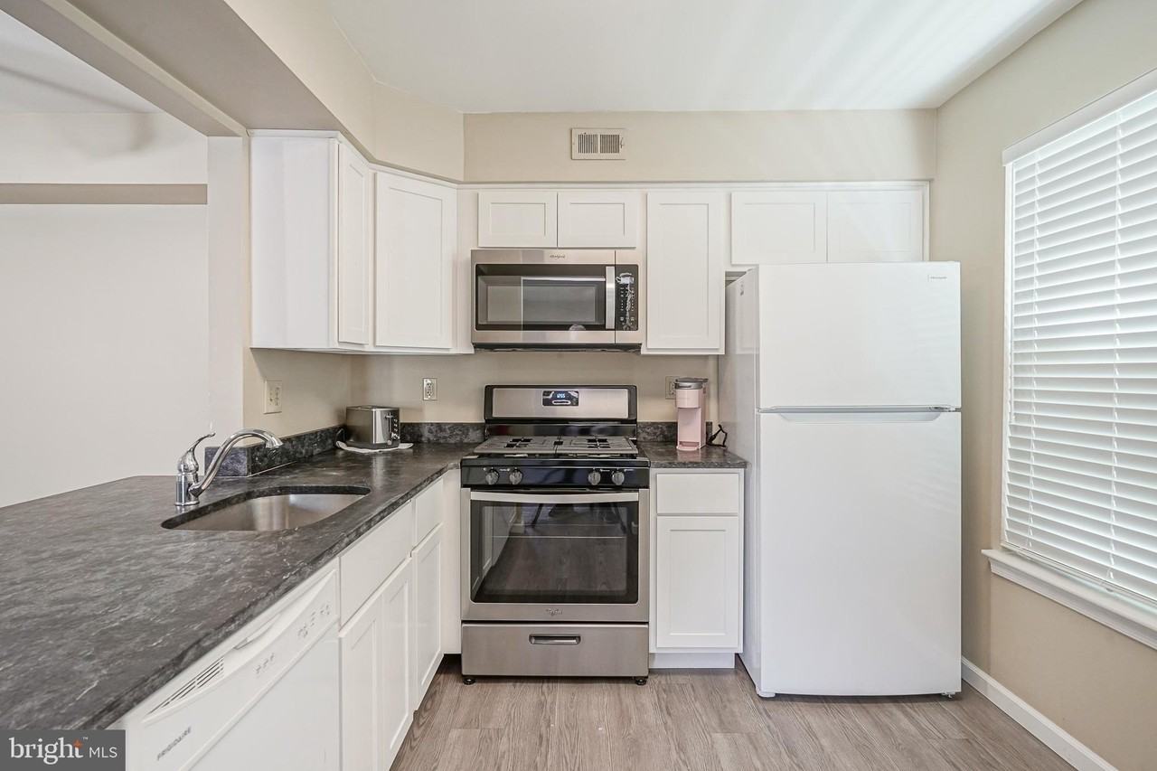 2107-A Sedgefield Dr - Photo 4 of 20