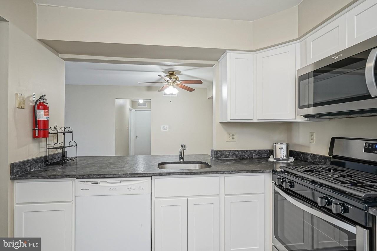 2107-A Sedgefield Dr - Photo 6 of 20