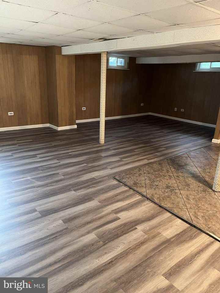 1 Cornell Rd - Photo 4 of 9