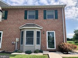 featured image of 16 Colonial Dr