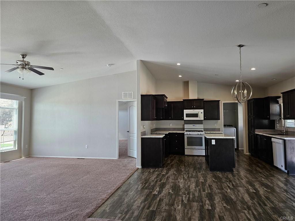 21197 Mazie Ave - Photo 6 of 21