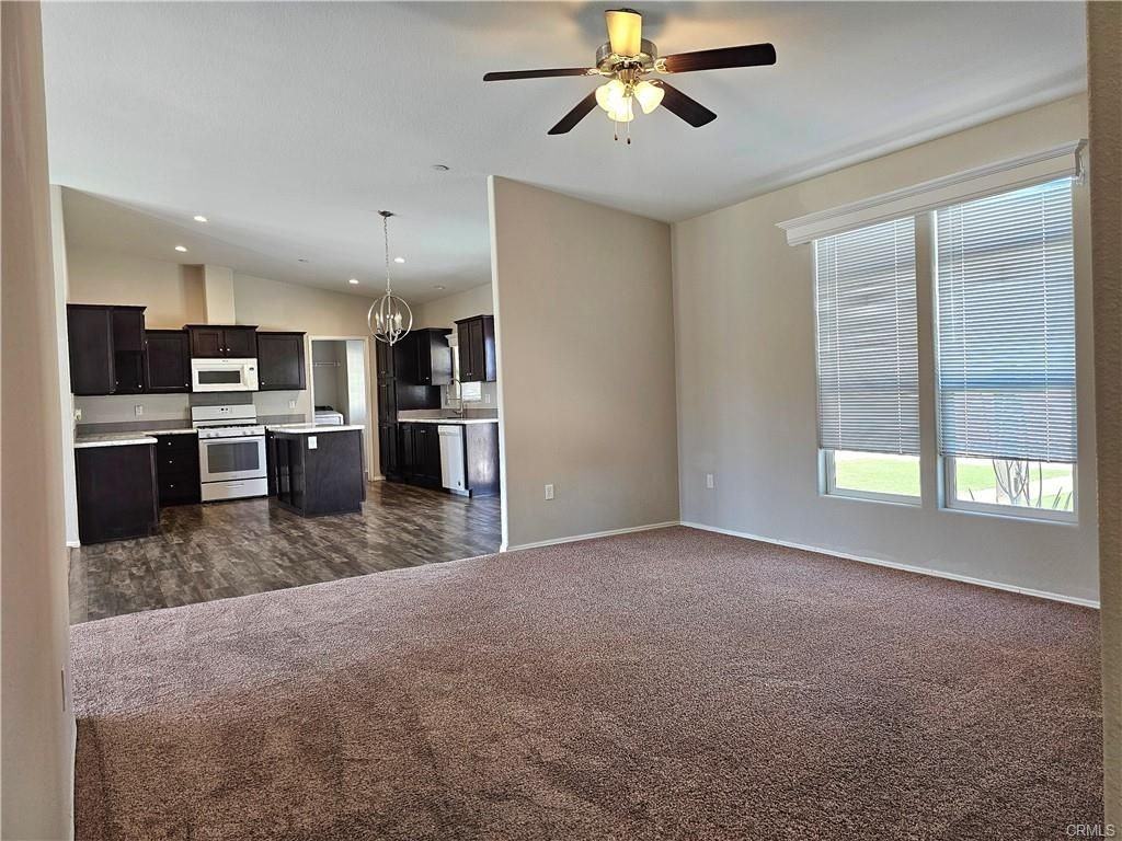 21197 Mazie Ave - Photo 7 of 21