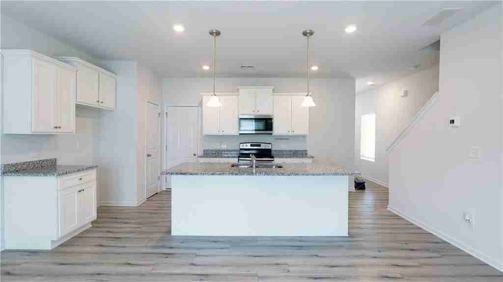 3675 Abbey Way - Photo 2 of 29