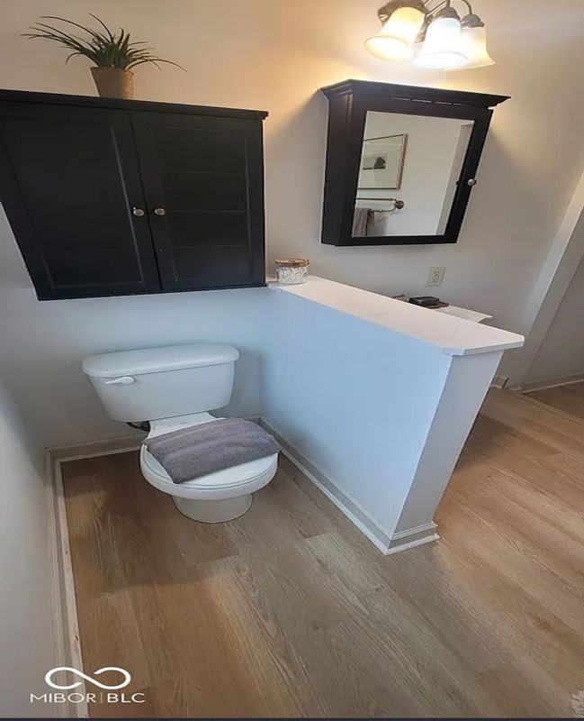 5123 Russell Ln - Photo 3 of 18