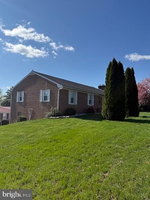 705 Fairview Ave - Photo 4 of 37