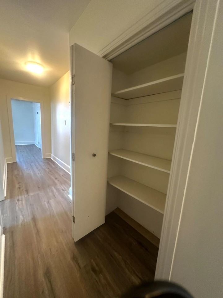 381 W Ridge Pike - Photo 6 of 10