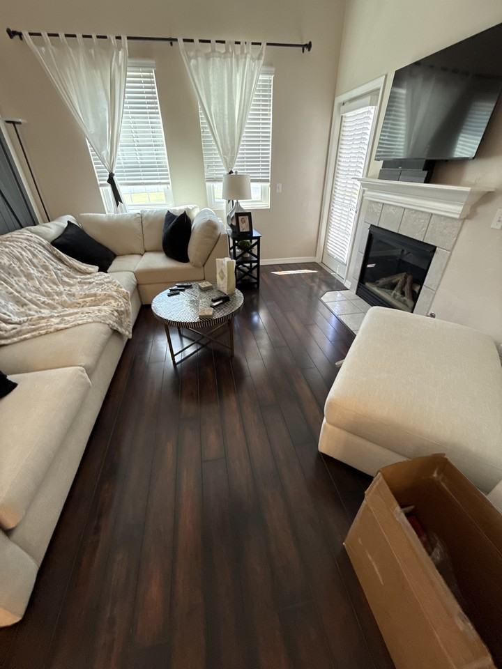 998 Shetland Ln - Photo 3 of 15