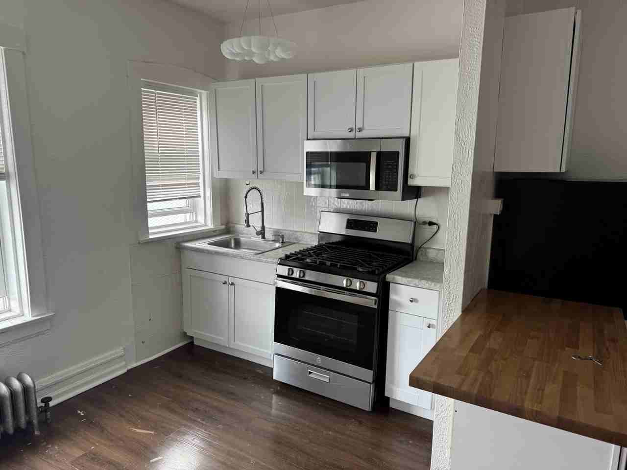 5000 N Kenmore Ave #206 - Photo 3 of 12
