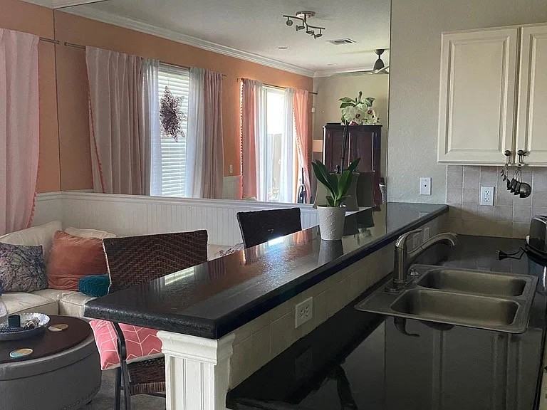 1077 Cheval Dr #1077 - Photo 6 of 16