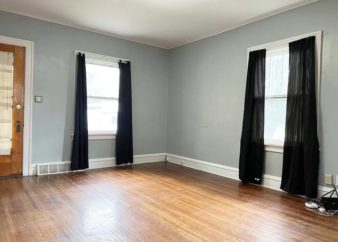 903 W College Ave #NA - Photo 3 of 17