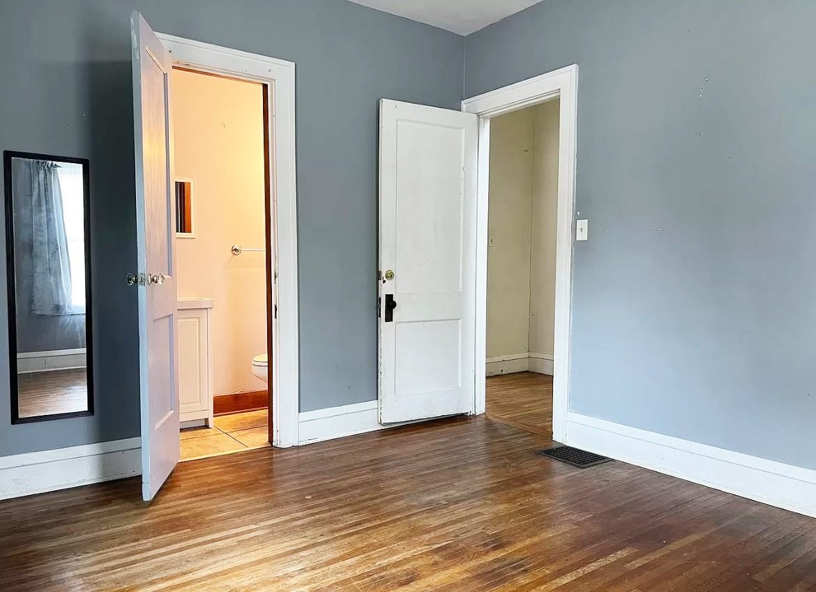 903 W College Ave #NA - Photo 4 of 17