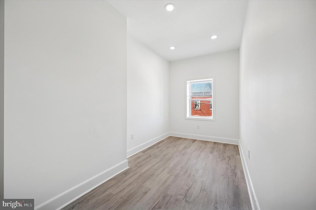 2135 N 20th St - Photo 4 of 14