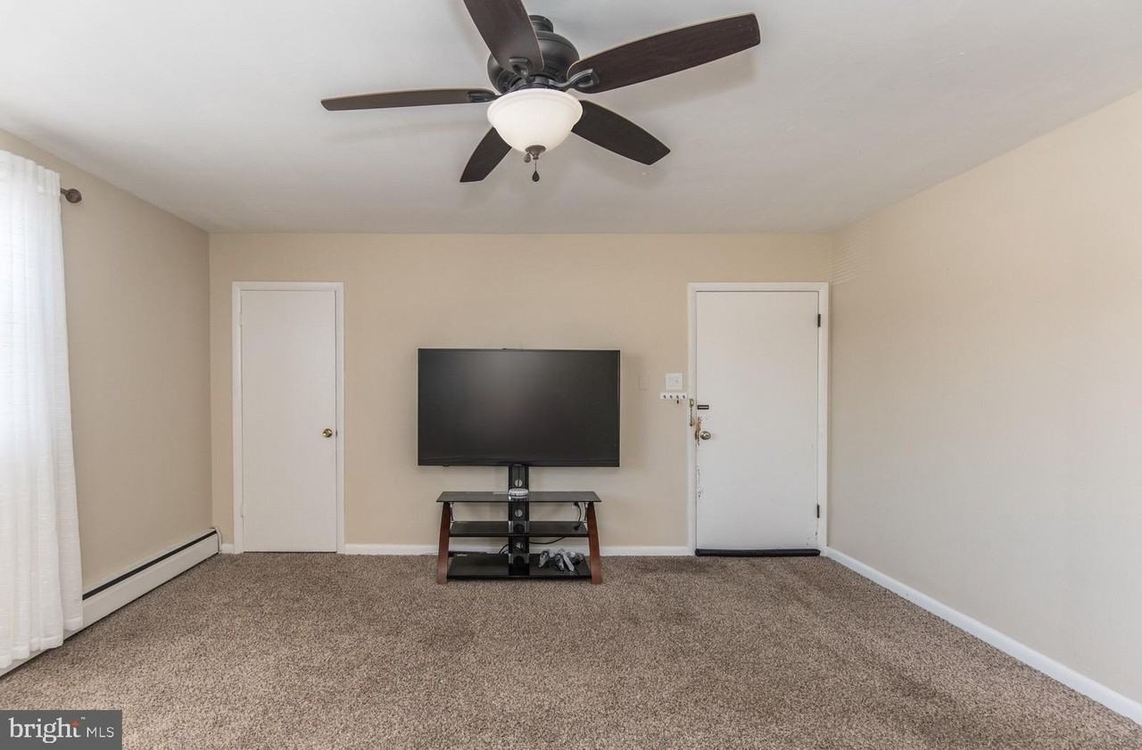 8113 Ferndale St - Photo 2 of 14