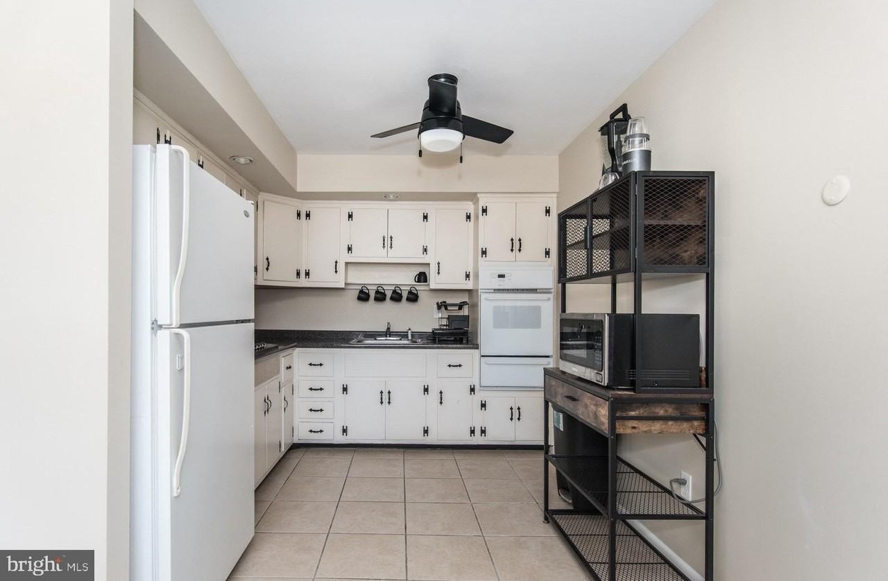 8113 Ferndale St - Photo 6 of 14