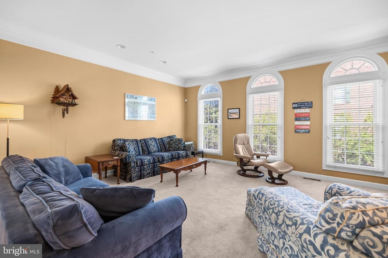 5274 Pocosin Ln - Photo 6 of 50