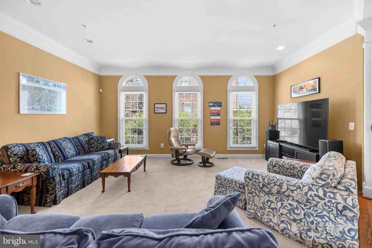 5274 Pocosin Ln - Photo 7 of 50