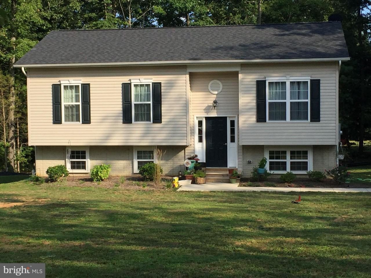 8289 Kates Ct - Photo 2 of 12