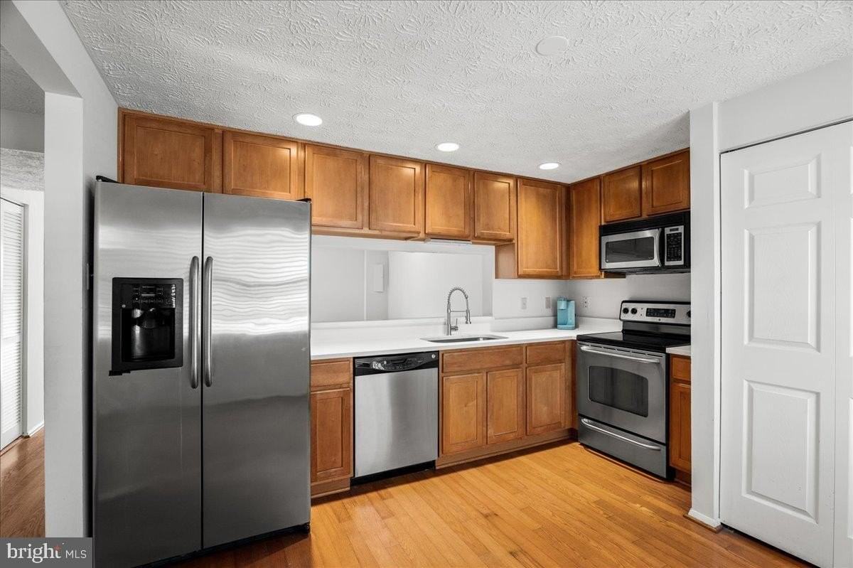 8315 Bark Tree Ct - Photo 3 of 32