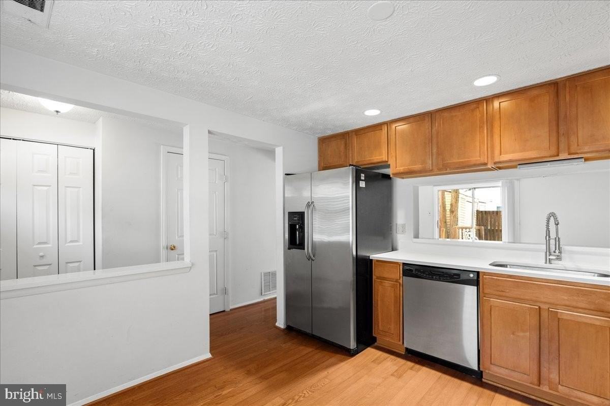 8315 Bark Tree Ct - Photo 7 of 32