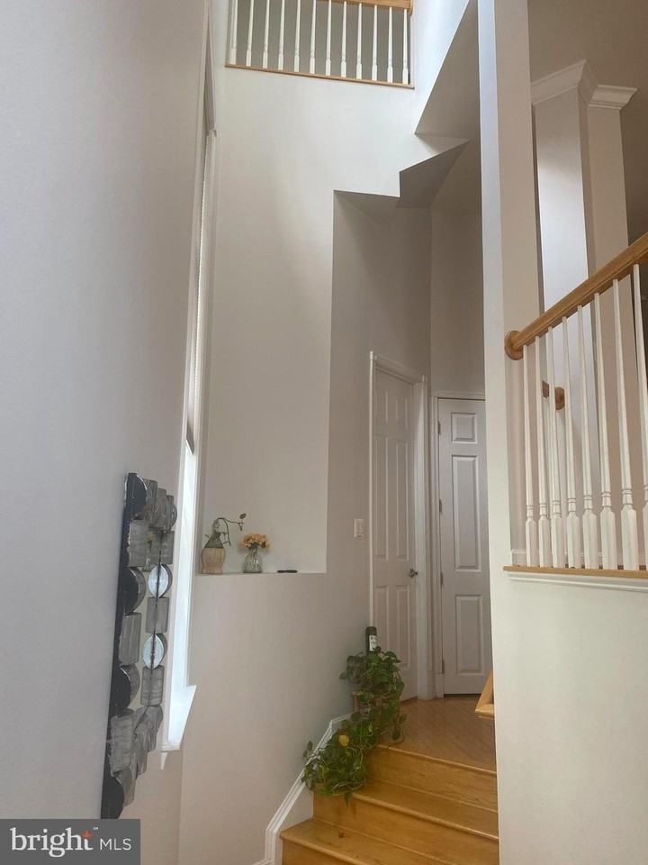 13030 Greg Roy Ln - Photo 3 of 21