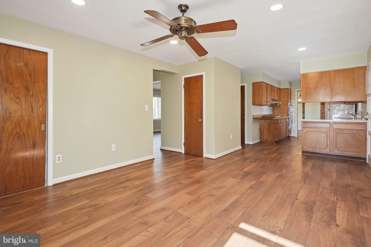 10624 Marbury Rd - Photo 7 of 24