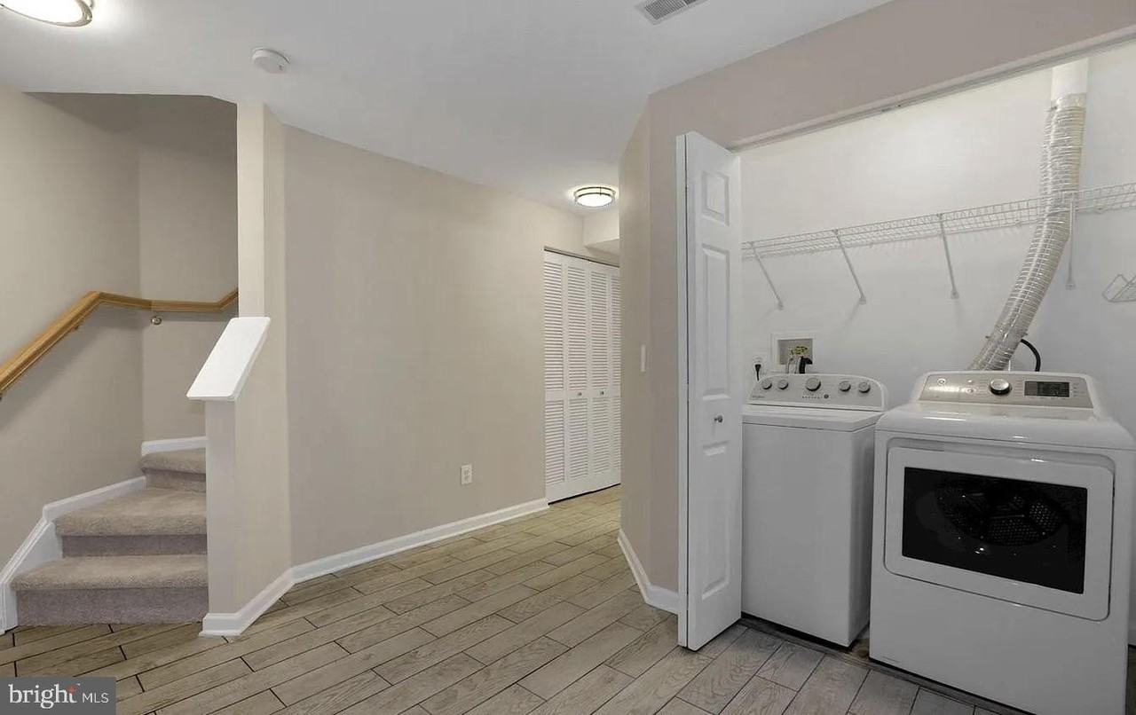 15592 Three Otters Pl - Photo 4 of 9