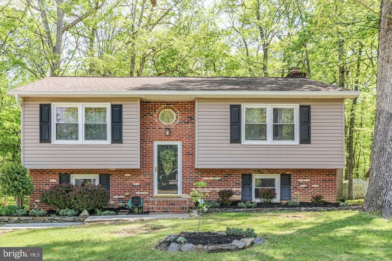 704 Candle Ridge Ct - Photo 2 of 18