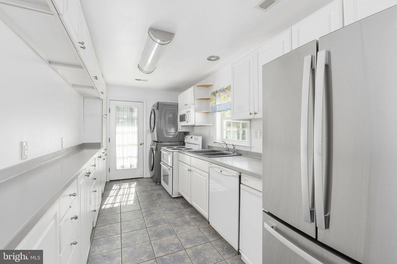 459 Rock Hill Church Rd - Photo 5 of 46