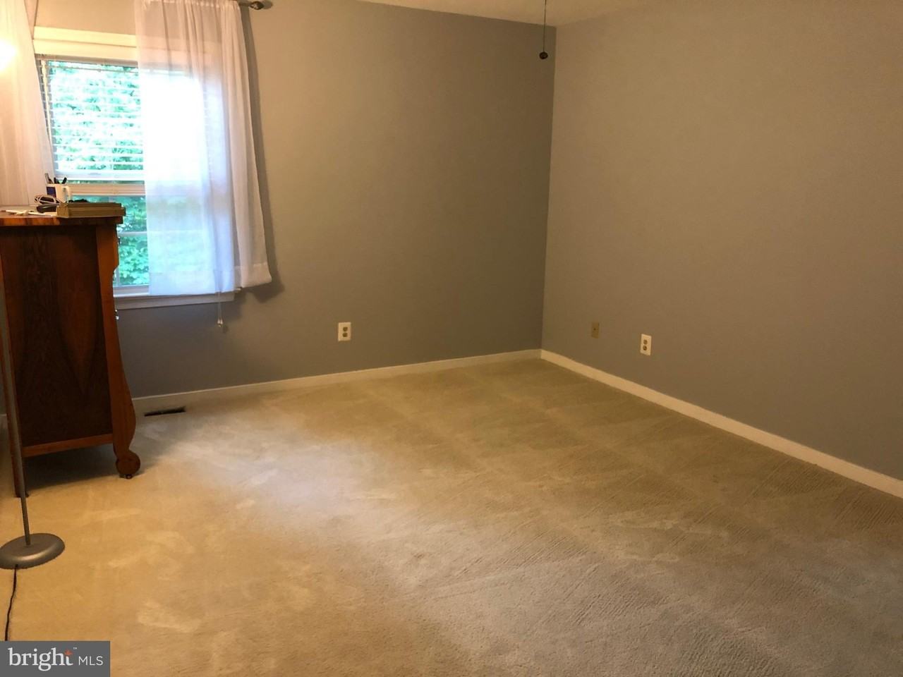 2002 Admiral Dr - Photo 4 of 25